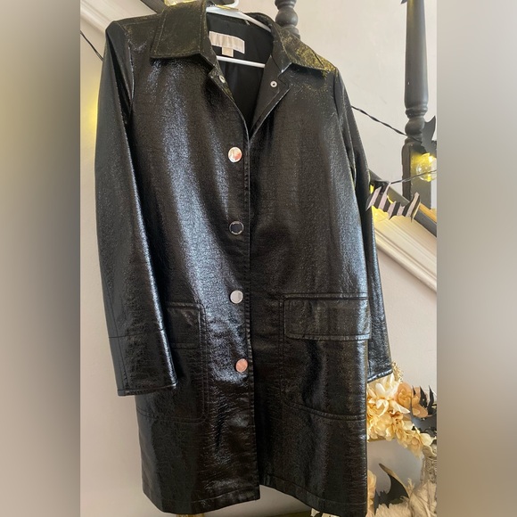 NWOT Women’s MICHAEL KORS Relaxed Patent Leather Coat - Picture 11 of 12